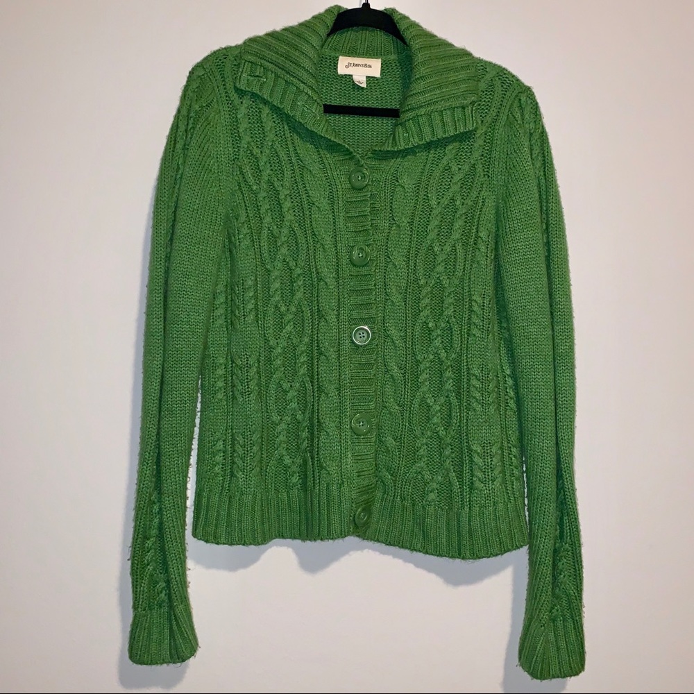 EUC | Green Sweater